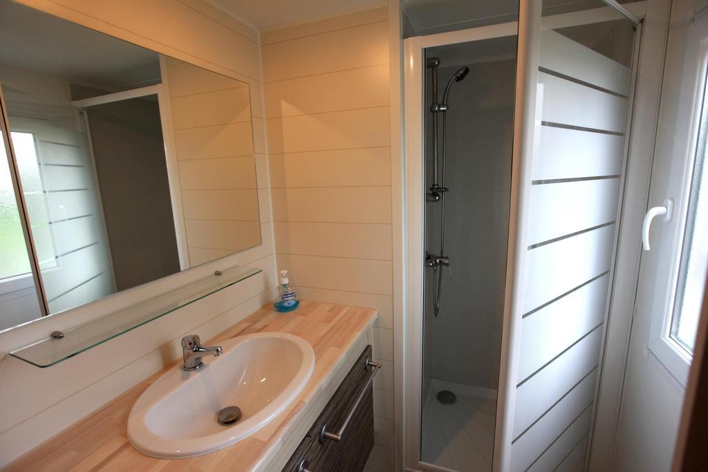 Camping Oase Praha Hotel Zlatníky Habitación foto